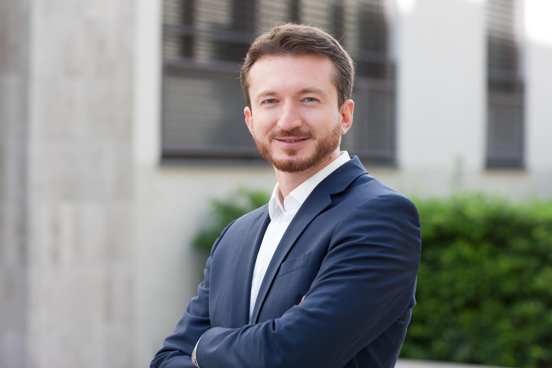 Dr. Elvis Mujagić - Head of CBAM at wis.dom|bridge